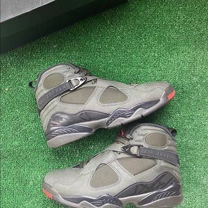 Jordan 8 take flight